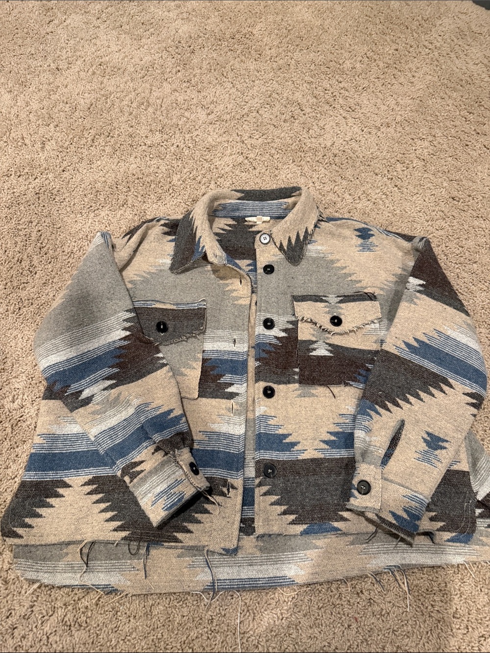 Womans Aztec Print Button-Up Jacket in Beige and Blue
